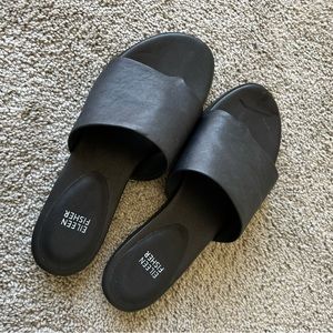 Brand new Eileen Fisher - Edge Leather Slide